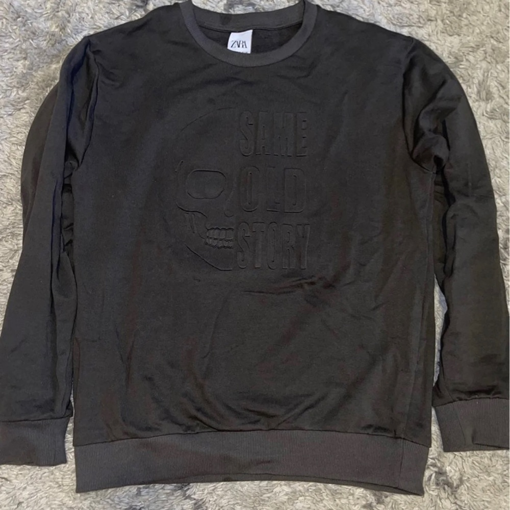 Zara Skull Sweatshirt